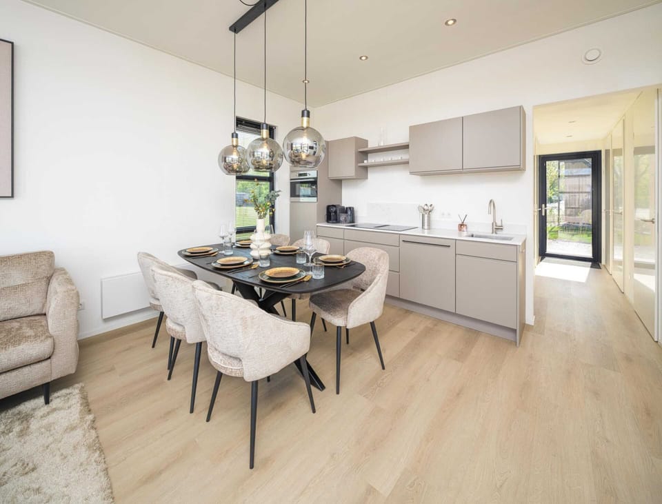 Villa | Dining