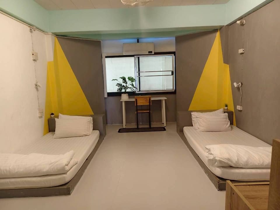 Basic Twin Room | Free WiFi