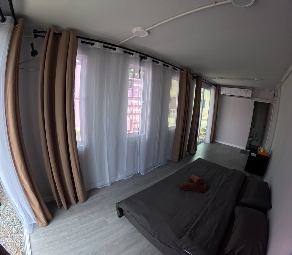 Basic Triple Room