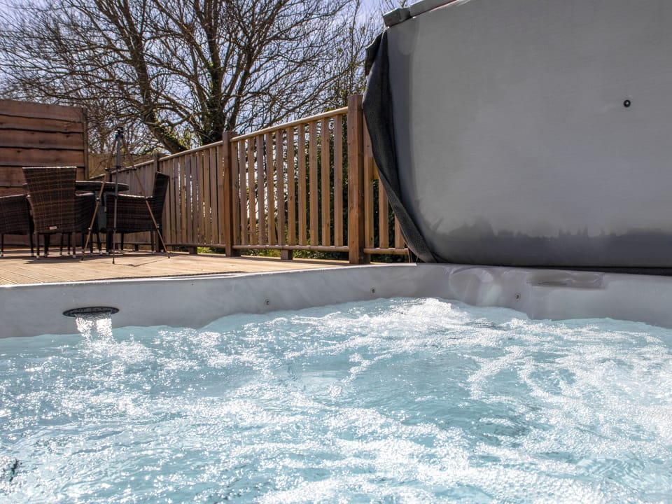 Hot tub | Tamworth - The Pig on the Hill, Westward Ho