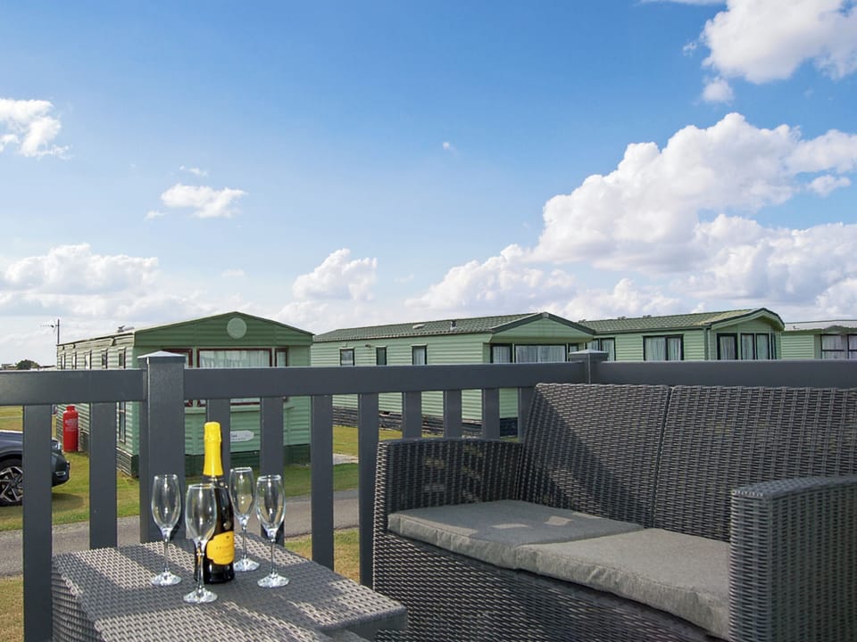 Terrace | Premier Caravan 10 - Lounge Holidays, Tywyn