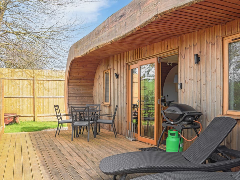 Decking | Potbelly - The Pig on the Hill, Westward Ho