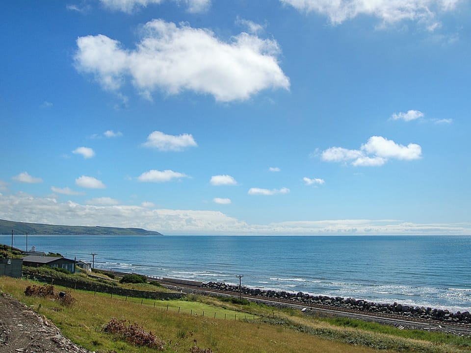 Surrounding area | Morwendon House - Lounge Holidays, Barmouth