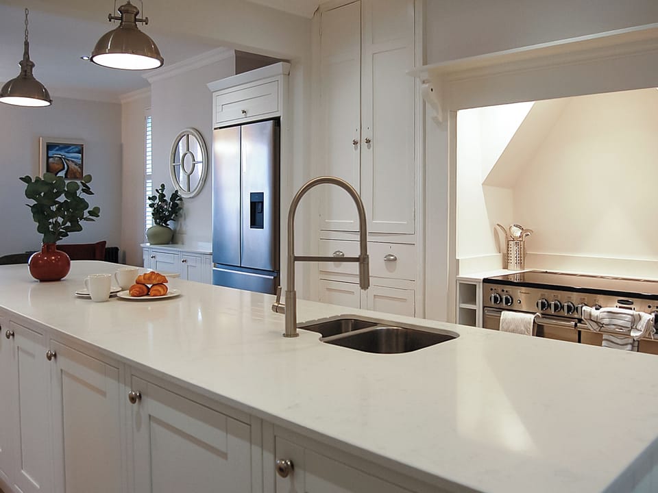 Kitchen | Morwendon House - Lounge Holidays, Barmouth