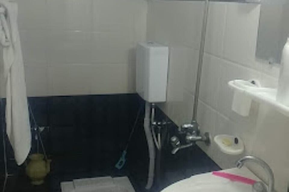Deluxe Double Room, Mountain View | Bathroom