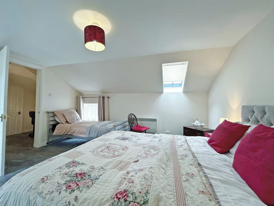 Double bedroom | Dairy Cottage - Telford Cottages, Dumfries