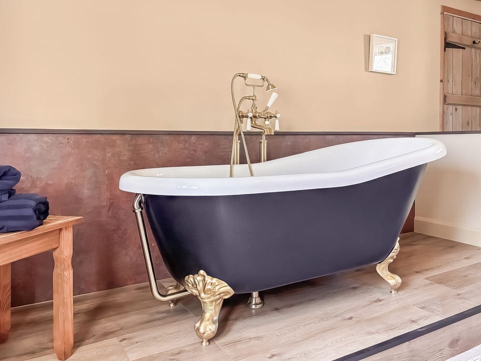 Double bedroom | Holme House, Halton Gill