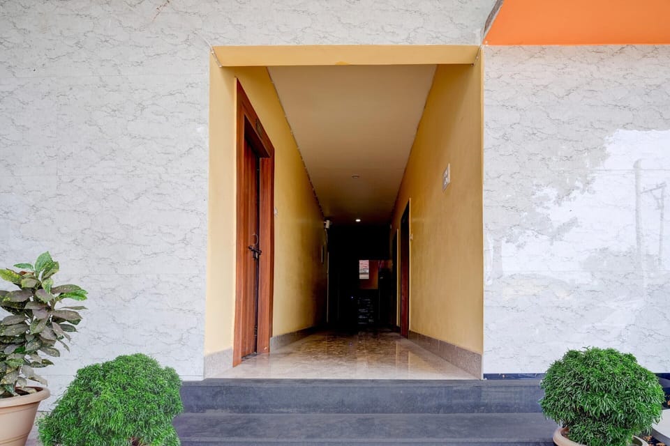 House | Reception