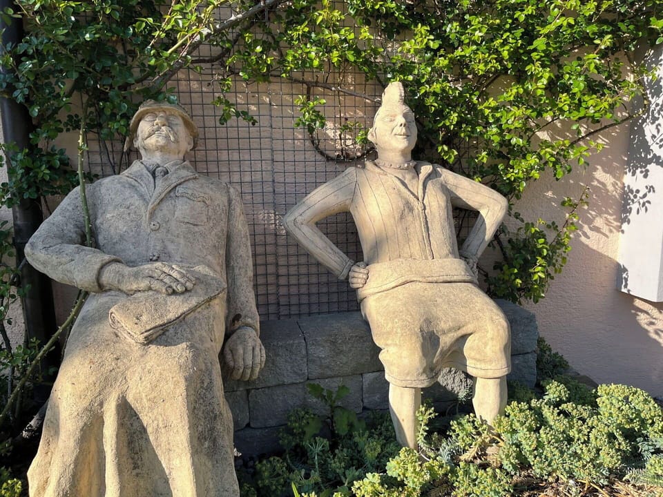 Sculpture, Temple, Statue, Shrub, Lawn Ornament, Memorial, Monument, Garden, Carving