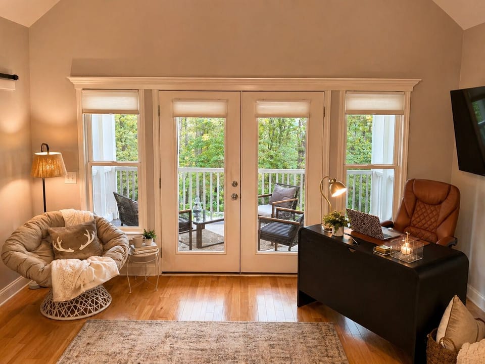 Desk, Chair, TV and walk out open deck