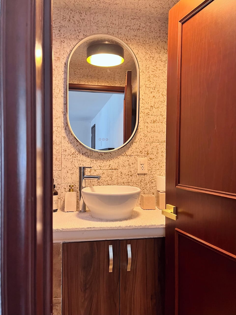 Superior Suite, Pool View | Bathroom | Shower, towels, soap, shampoo