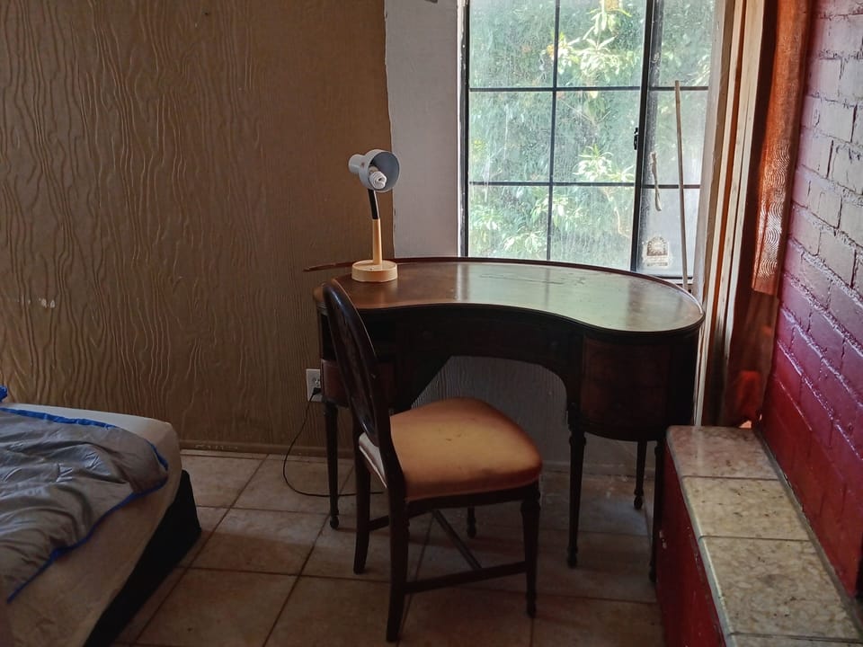 Basic Single Room | Free WiFi, bed sheets