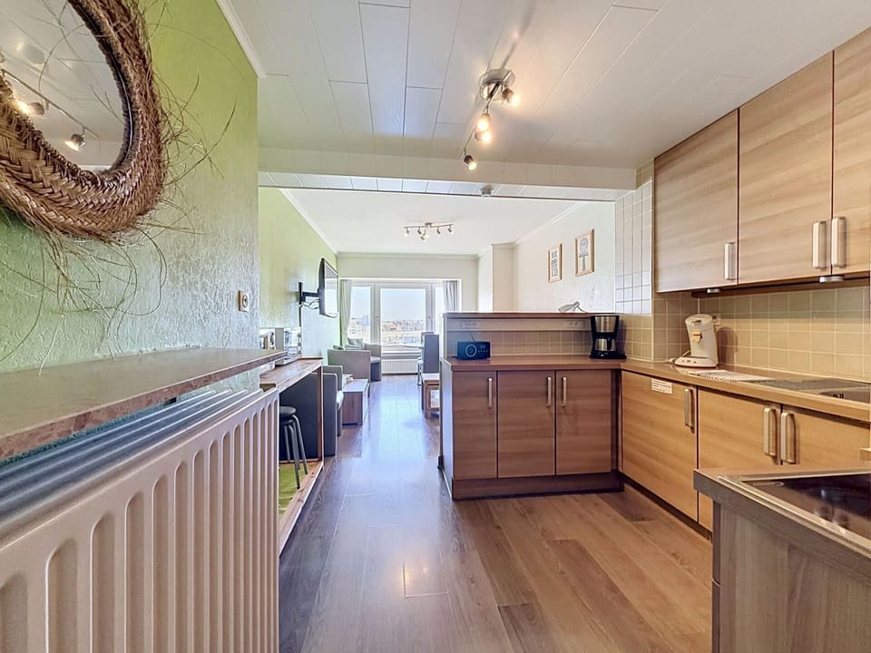 Flooring, Interior Design, Wood, Floor, Furniture, Countertop, Wood Flooring, Ceiling, Cabinetry, Lighting