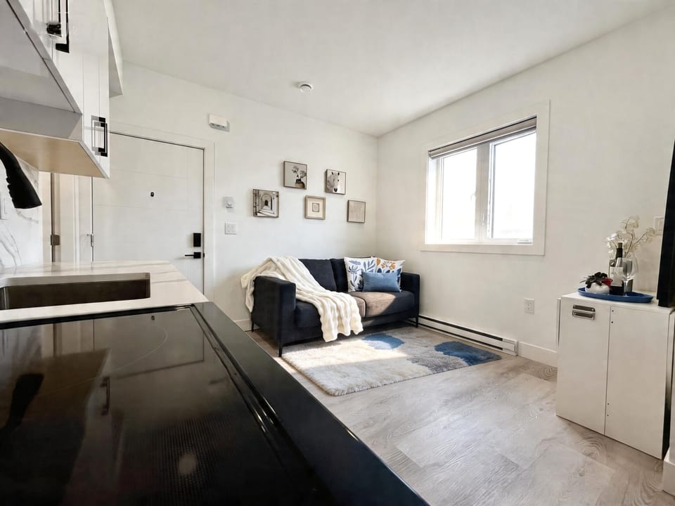 Comfort Suite, 2 Bedrooms, Kitchen | Interior