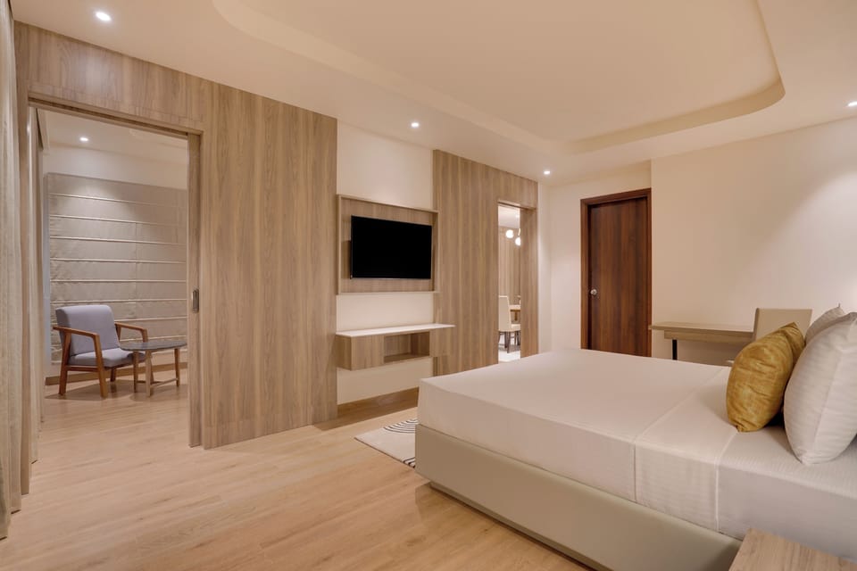 Deluxe Suite | In-room safe, WiFi (free)