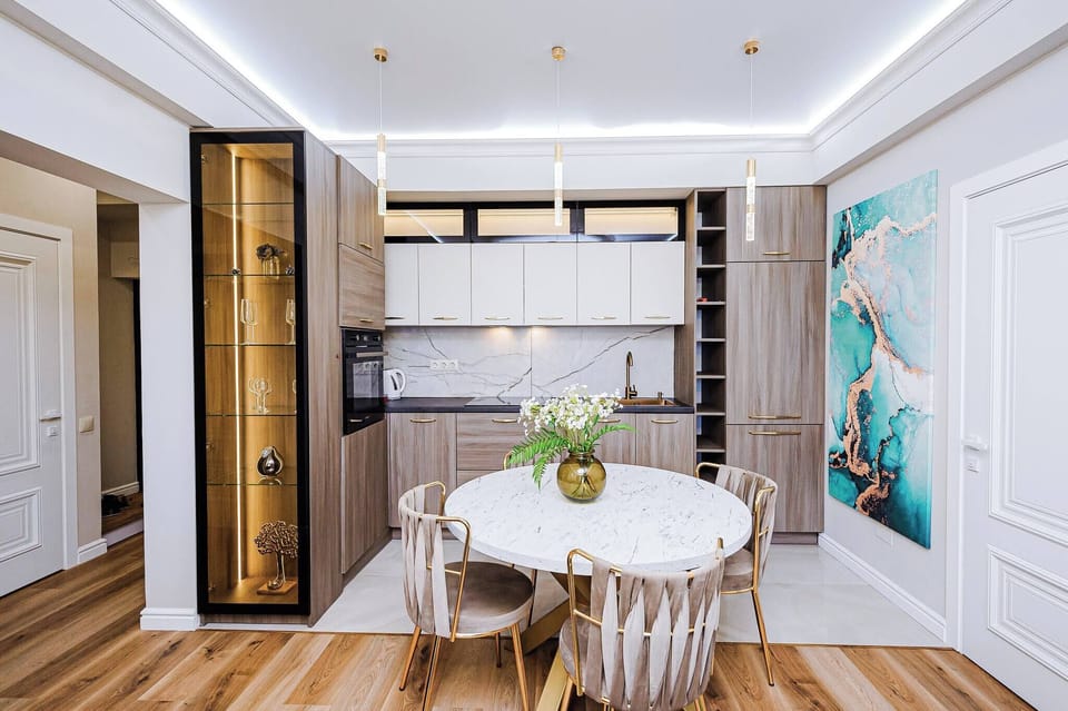Apartment, 2 Bedrooms, Accessible | Dining room