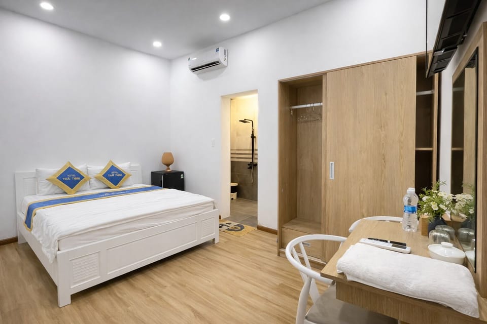 Deluxe Double Room | Desk, laptop workspace, WiFi (free)