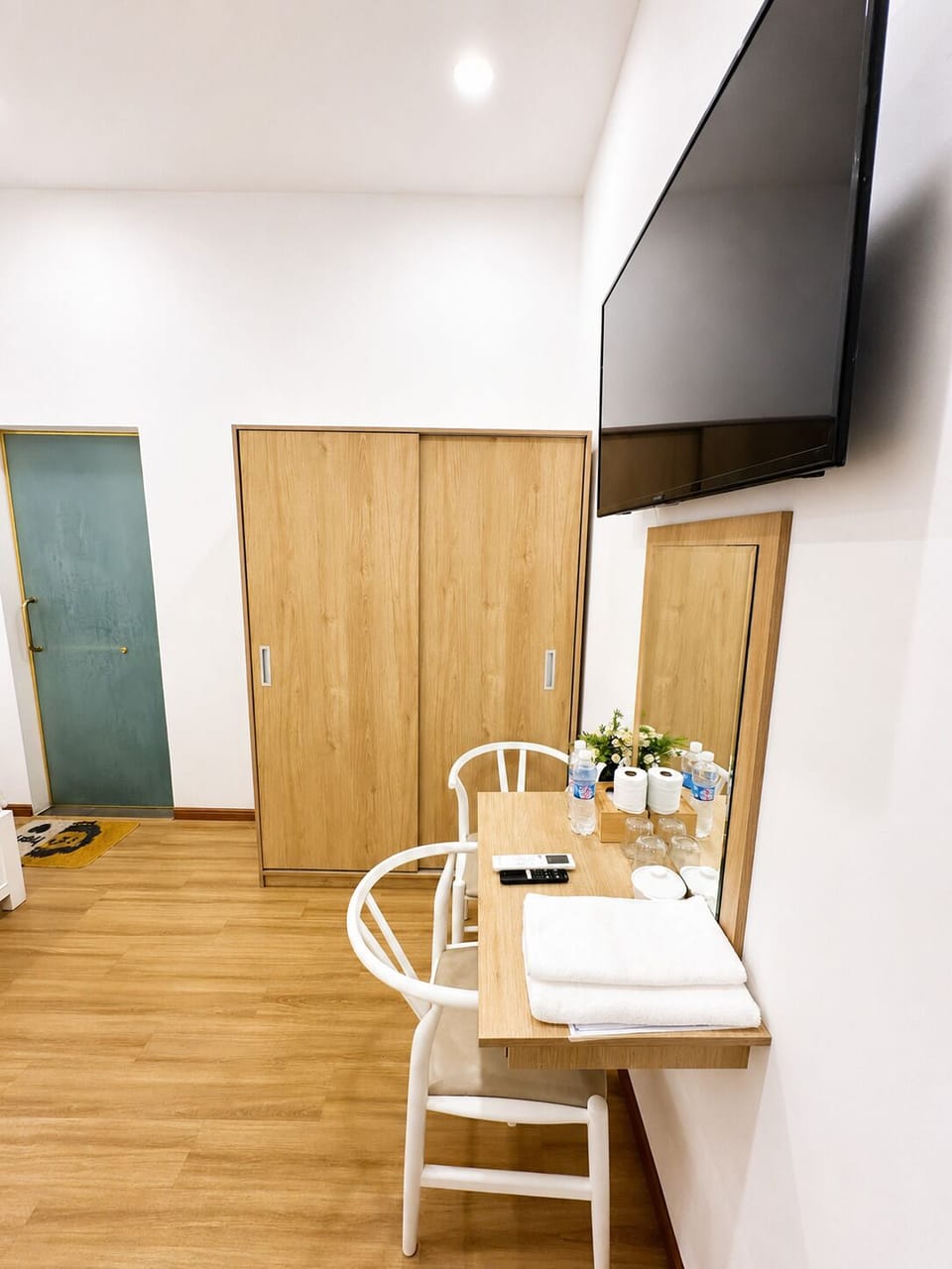 Deluxe Double Room | Desk, laptop workspace, free WiFi