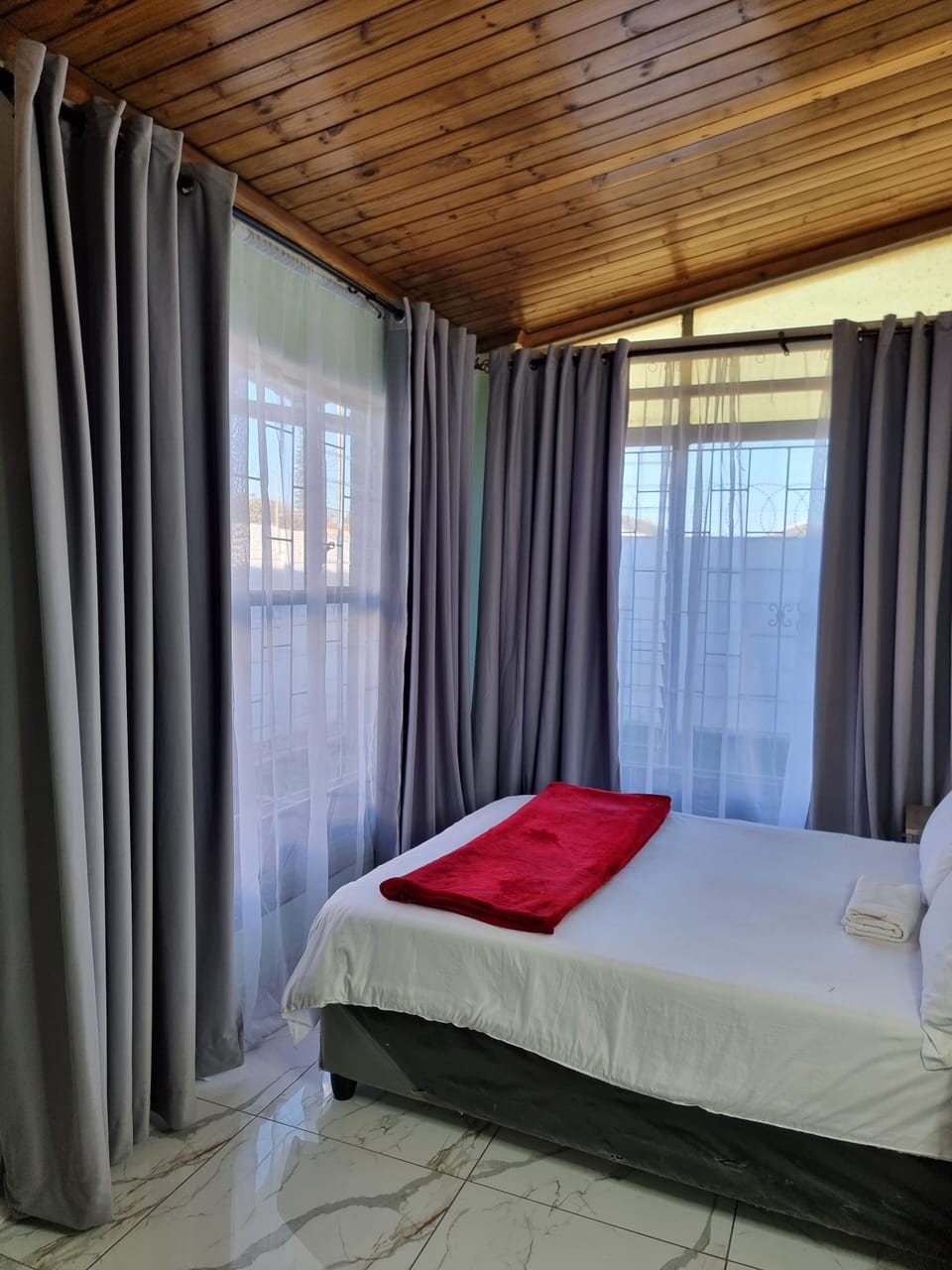 Comfort Double Room | Desk, laptop workspace, iron/ironing board, free WiFi