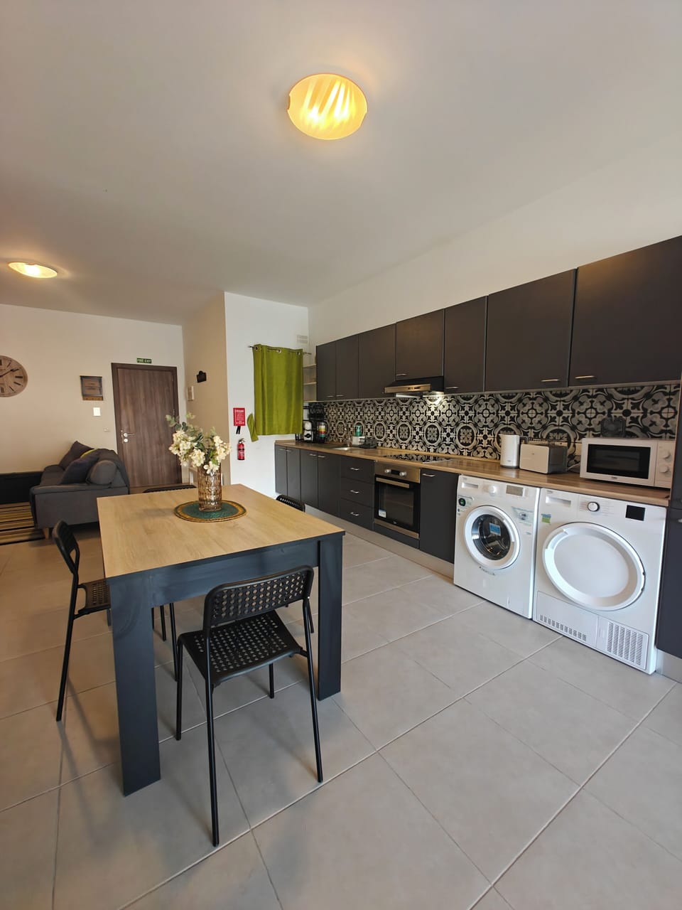 Apartment, 2 Bedrooms, City View | Interior