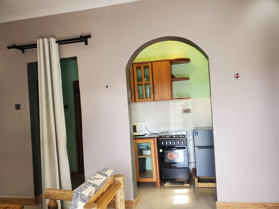 Comfort Double Room, Balcony, Garden View | Interior