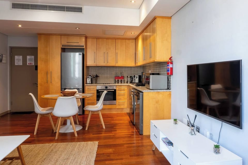 Apartment, 1 Bedroom, City View | Interior
