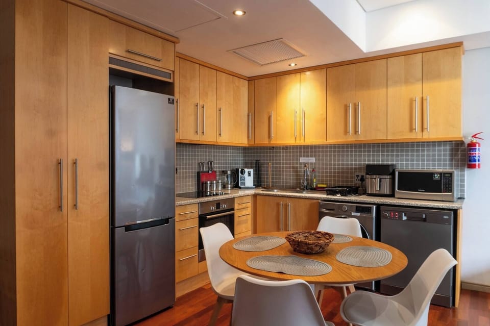 Apartment, 1 Bedroom, City View | Interior