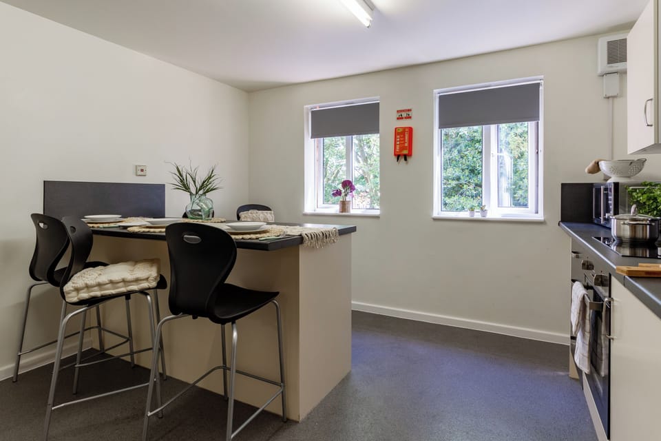 Single Room | Private kitchen