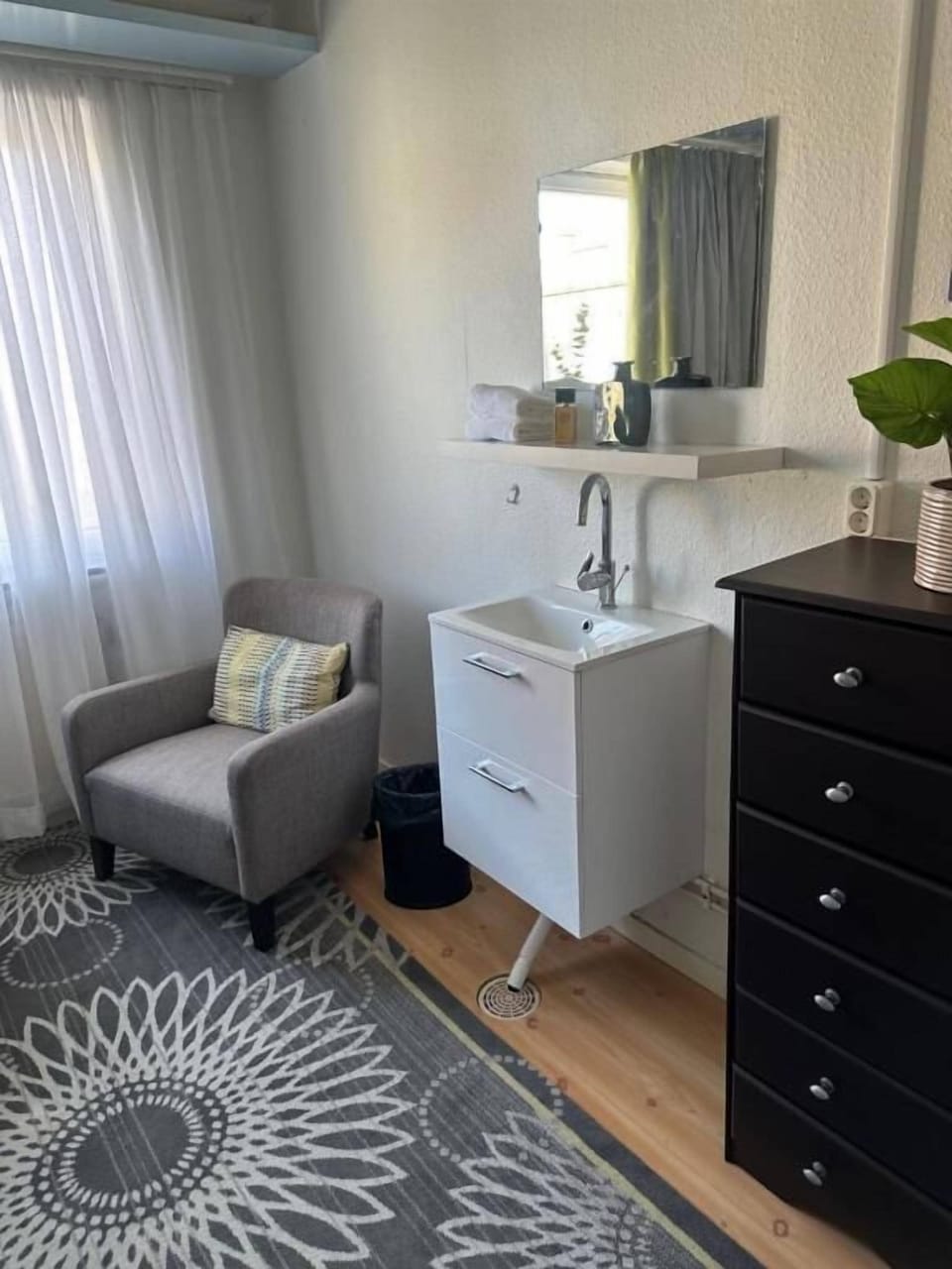 Single Room, Courtyard View | Interior