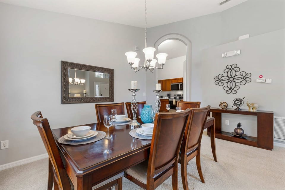 House (4 Bedrooms) | Property amenity