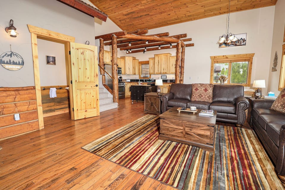 Living Area w/ Half Bath