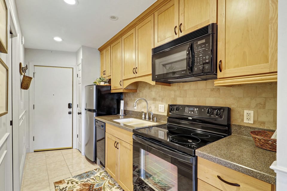 Seaside Villas 333 - Kitchen