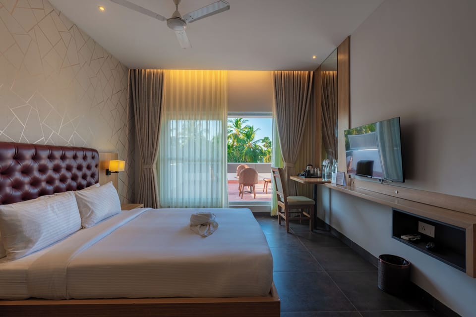 Premium Room, Balcony, City View | Desk, laptop workspace, iron/ironing board, WiFi (free)