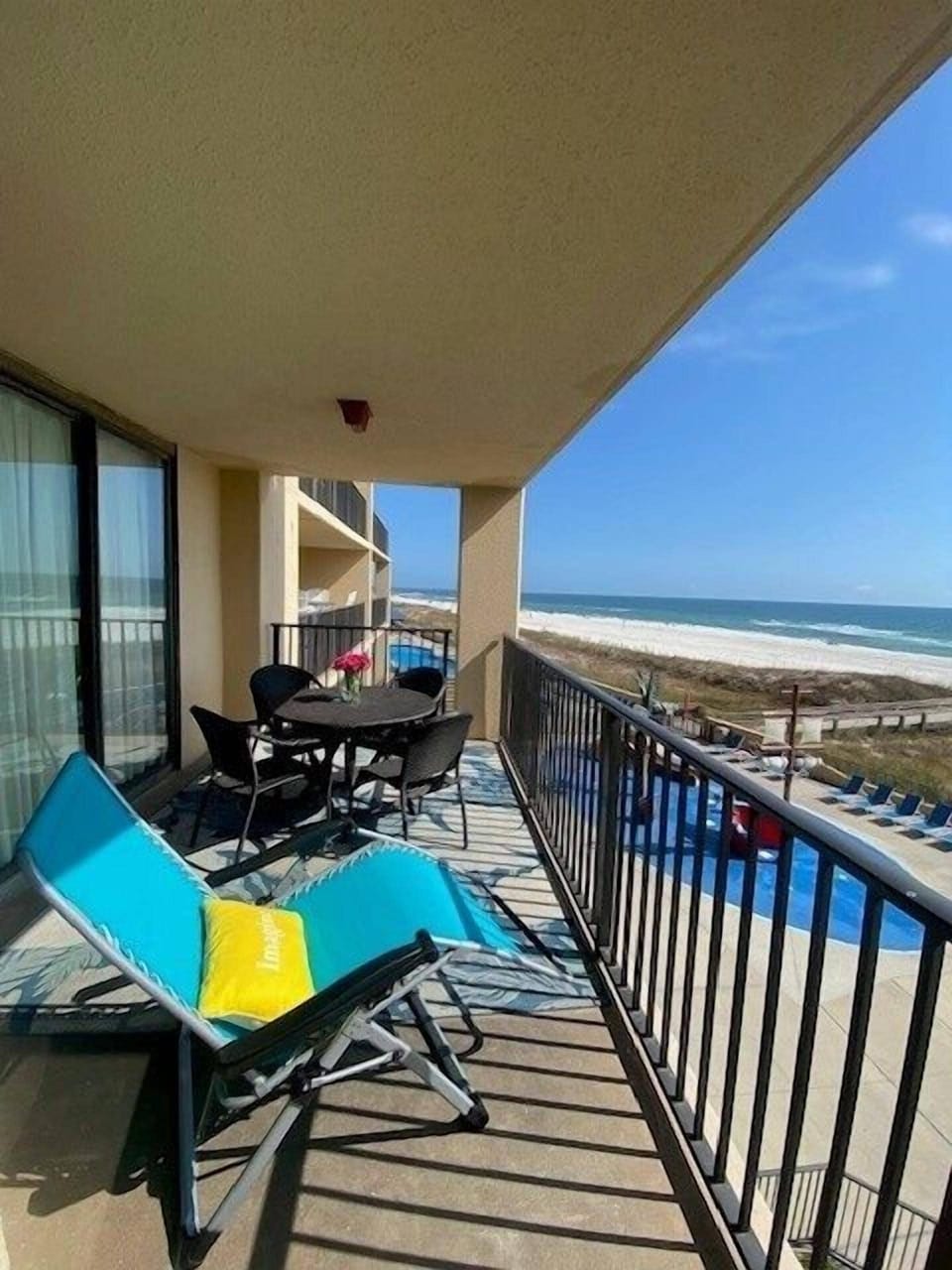 Condo, 2 Bedrooms | Outdoor dining