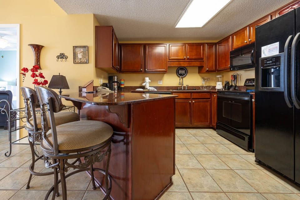 Condo, 2 Bedrooms | Private kitchen | Coffee/tea maker, fridge, oven