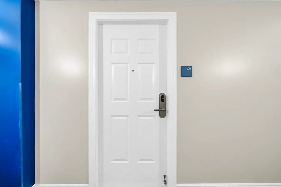 Condo, 2 Bedrooms | Interior