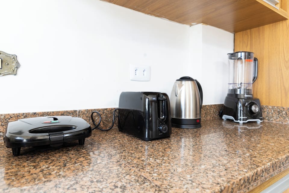 House | Private kitchen | Dishwasher, cookware/dishes/utensils, dining table