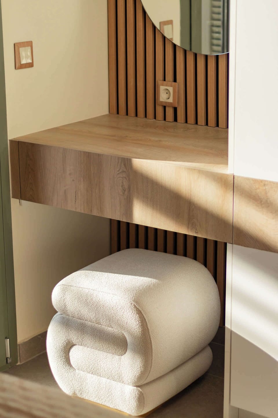 Built-In Storage Space with Towels and Essentials
Practical and neatly arranged storage area providing fresh towels and essentials, ensuring convenience and comfort throughout your stay.