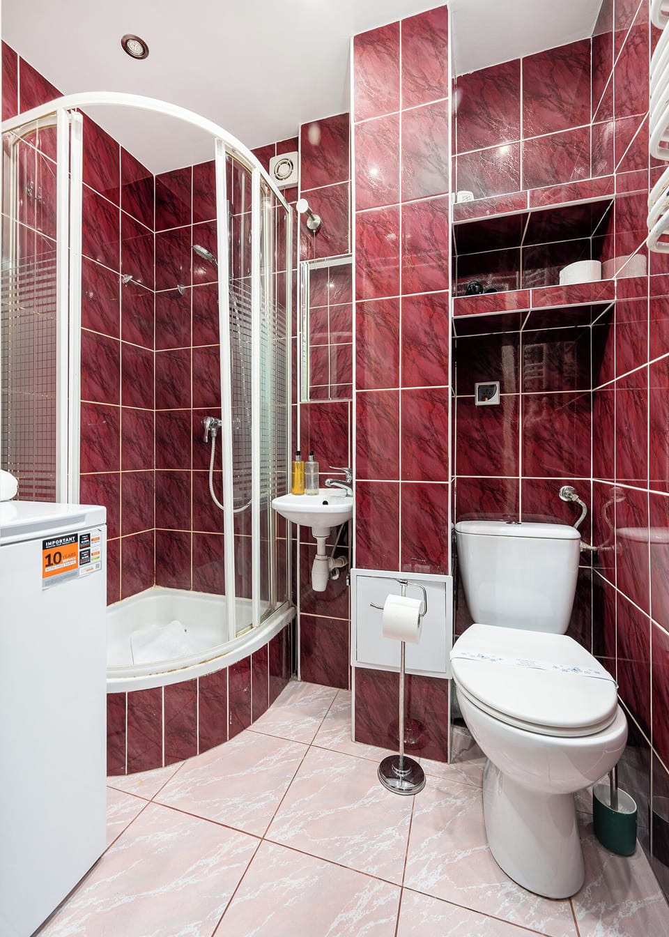 Studio Suite | Bathroom