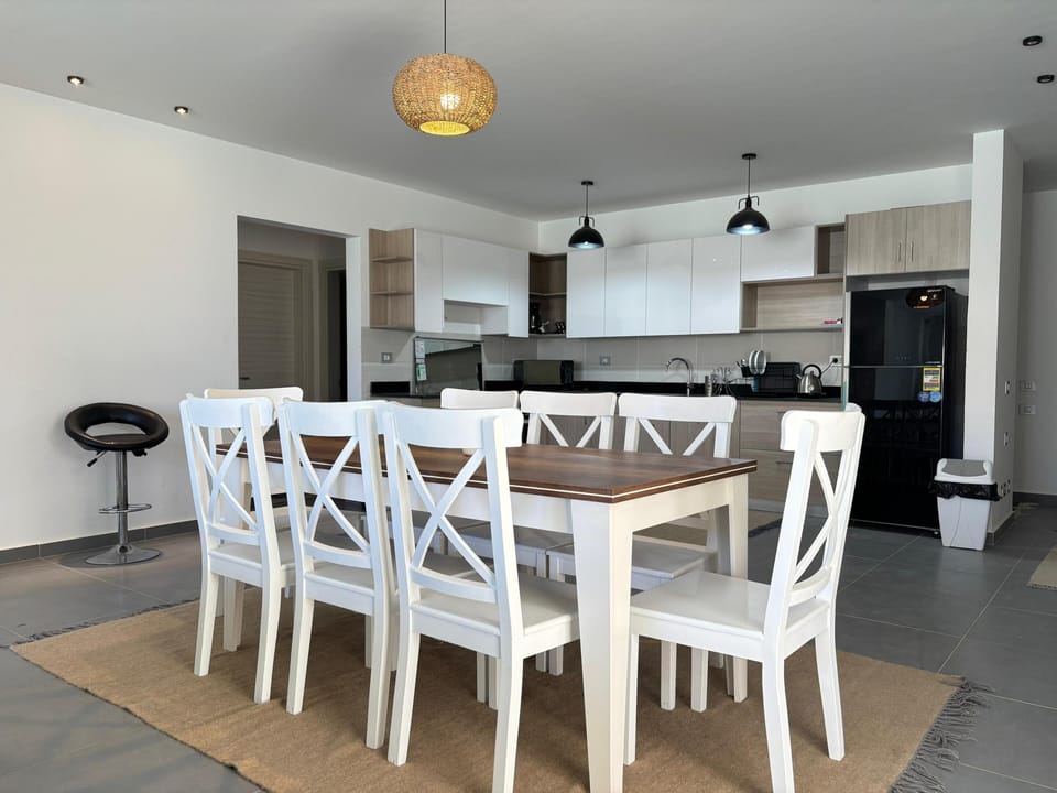 Chalet, 3 Bedrooms, Lagoon View | Dining