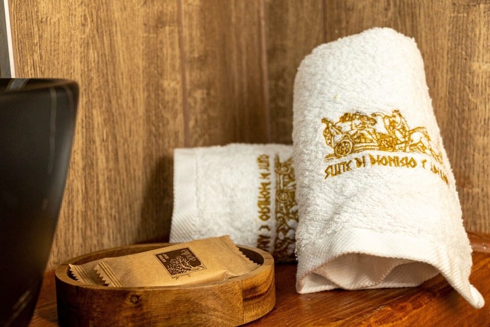 Bathroom amenities