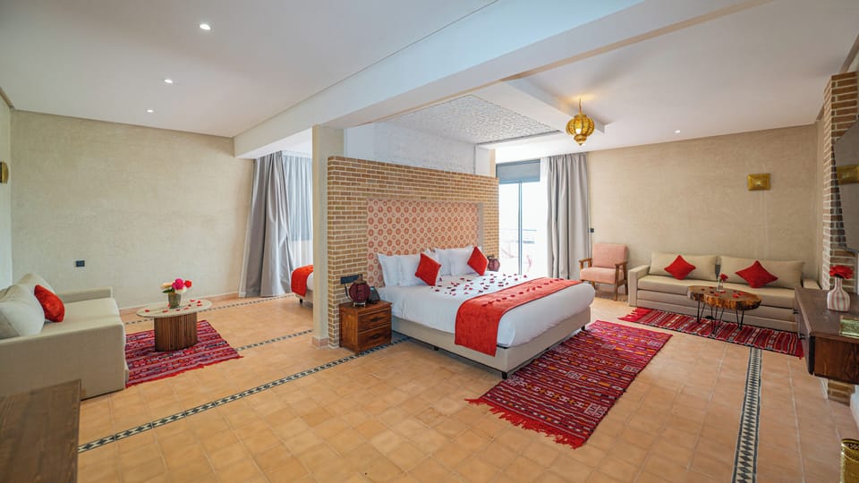 Family Suite, Balcony, Pool View | Egyptian cotton sheets, premium bedding, down comforters