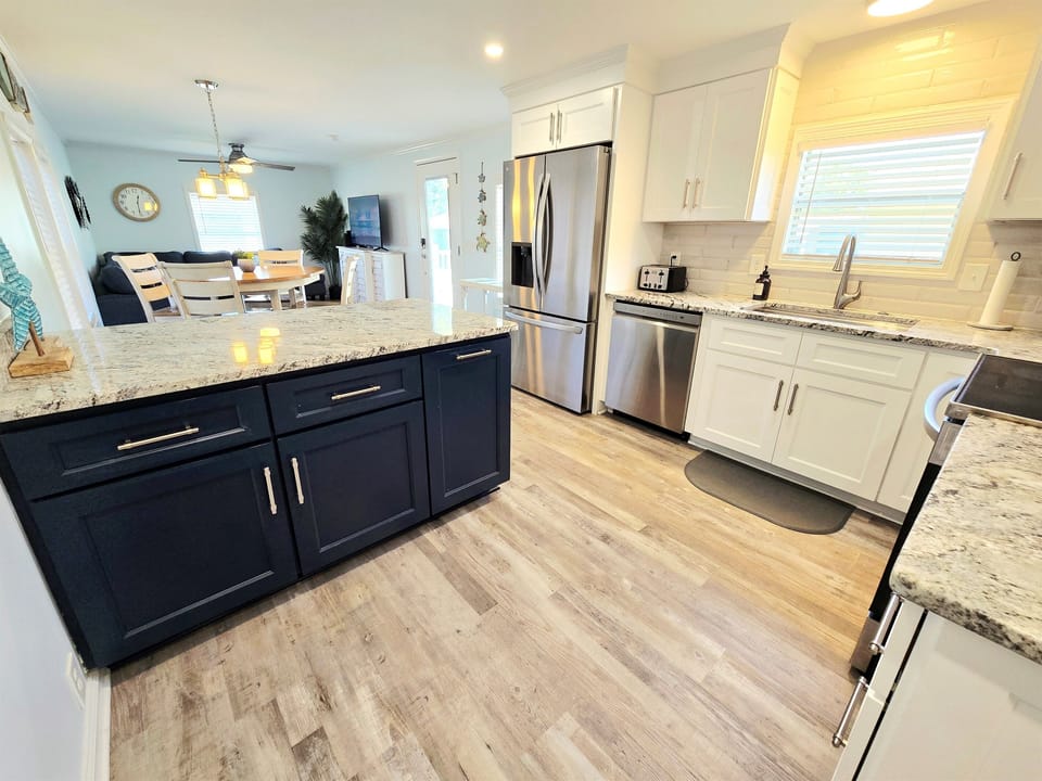 Kitchen Peninsula