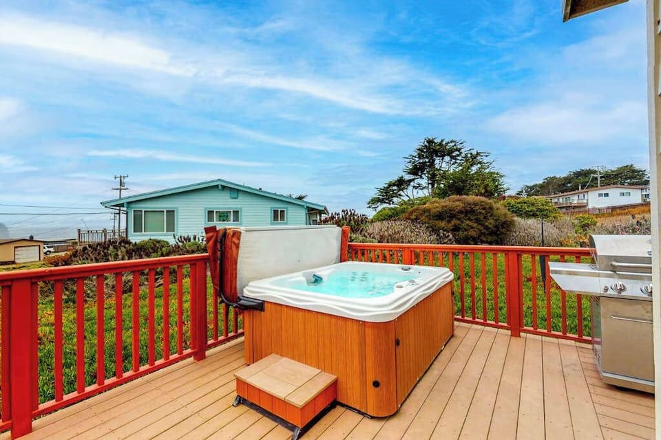 Soak under the Bodega Bay sky in your private hot tub — perched on the deck with coastal breezes and a gas grill steps away for your fresh-catch cookout.
