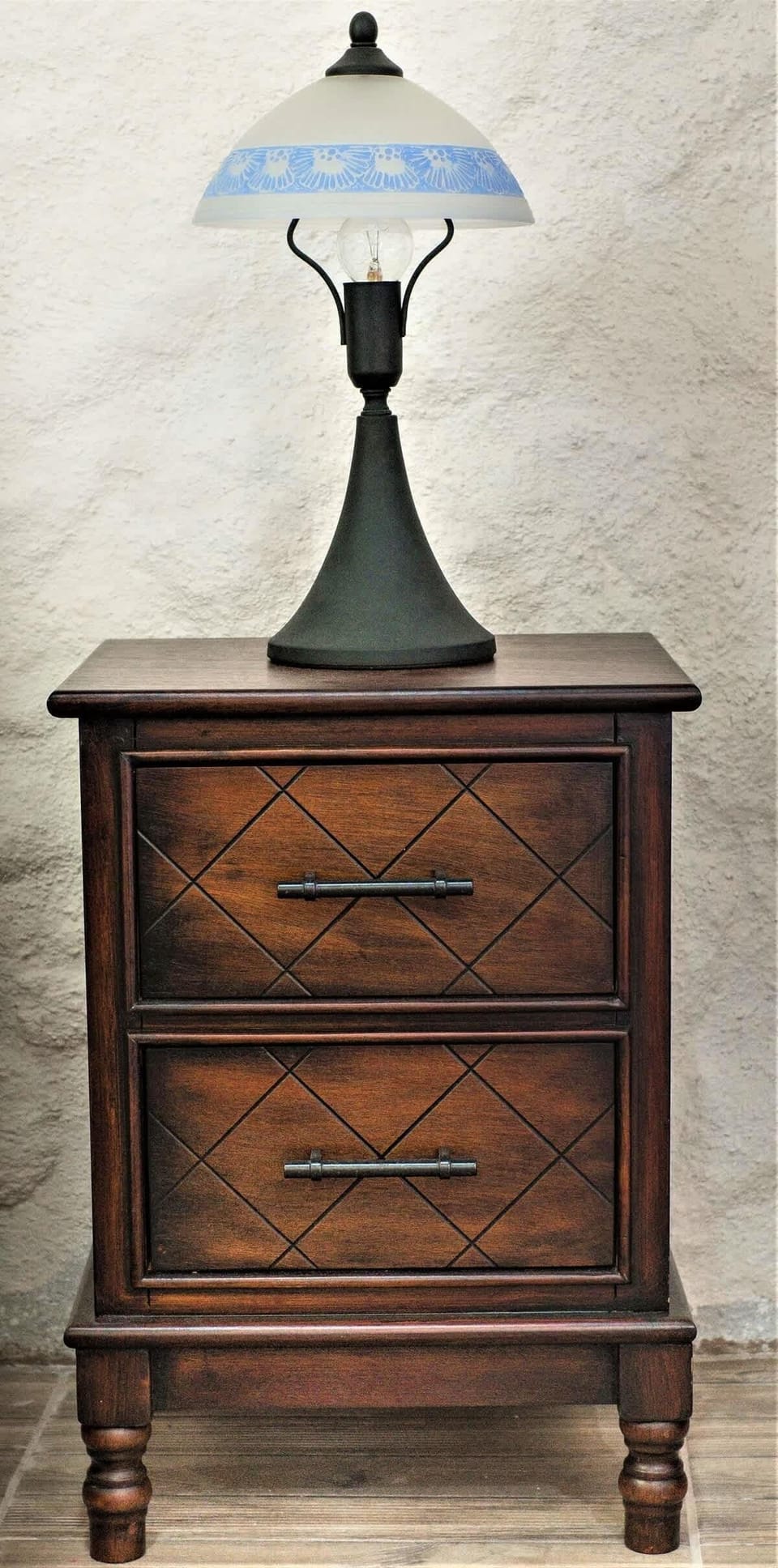 Interior detail reflecting the character of the house and its connection to traditional materials.