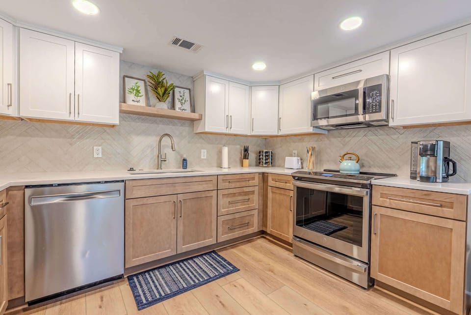 Bright kitchen with a functional layout.