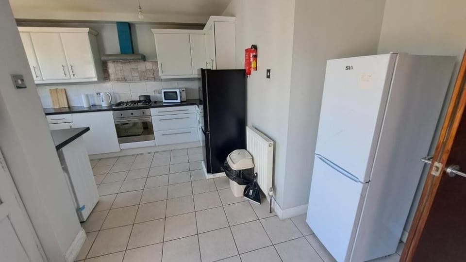 Shared fridge, microwave