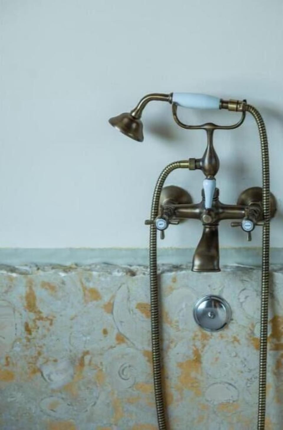 Hand-held showerhead