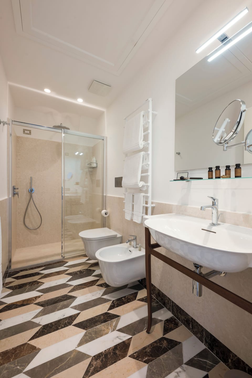 Panoramic Suite, Balcony, Sea View | Bathroom | Slippers