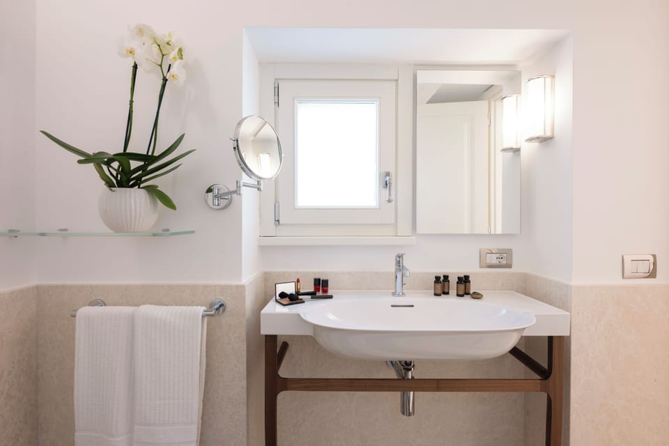 Panoramic Apartment, Balcony, Sea View | Bathroom | Slippers